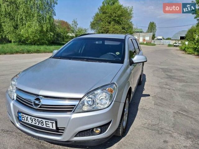 Серый Опель Астра, объемом двигателя 1.6 л и пробегом 270 тыс. км за 5400 $, фото 7 на Automoto.ua