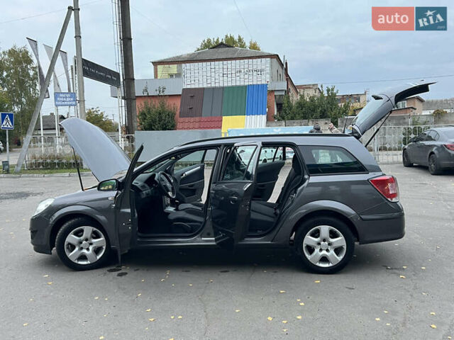 Серый Опель Астра, объемом двигателя 0 л и пробегом 230 тыс. км за 5700 $, фото 58 на Automoto.ua