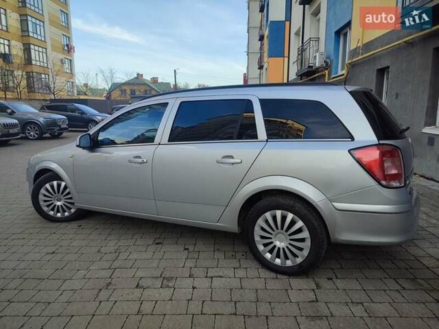 Серый Опель Астра, объемом двигателя 1.7 л и пробегом 279 тыс. км за 5200 $, фото 14 на Automoto.ua