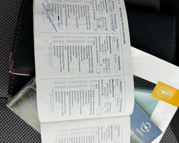 Серый Опель Астра, объемом двигателя 1.6 л и пробегом 243 тыс. км за 6000 $, фото 52 на Automoto.ua