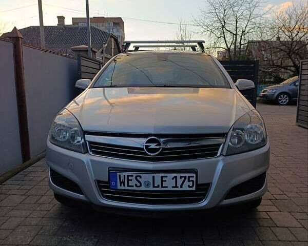 Серый Опель Астра, объемом двигателя 1.6 л и пробегом 207 тыс. км за 5800 $, фото 9 на Automoto.ua