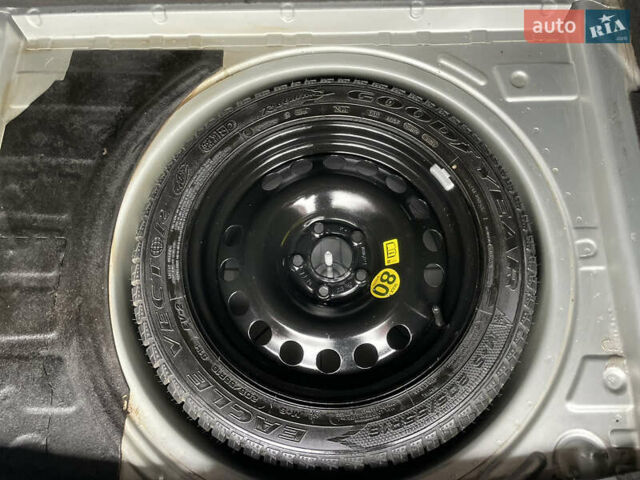 Сірий Опель Астра, об'ємом двигуна 1.6 л та пробігом 206 тис. км за 5600 $, фото 46 на Automoto.ua