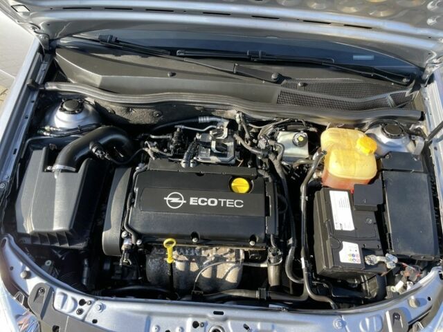 Серый Опель Астра, объемом двигателя 1.6 л и пробегом 228 тыс. км за 5500 $, фото 20 на Automoto.ua