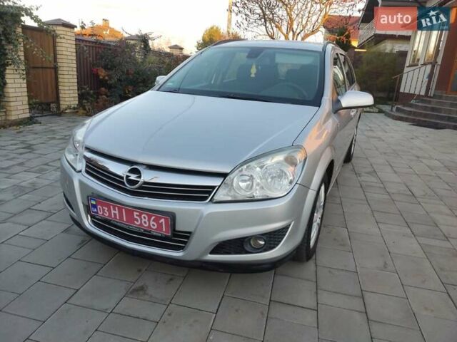 Серый Опель Астра, объемом двигателя 1.6 л и пробегом 240 тыс. км за 5550 $, фото 2 на Automoto.ua