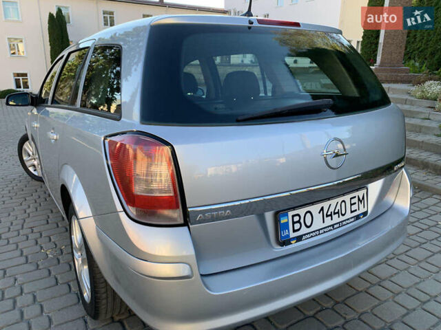 Опель Астра 2009 в Хмельницком на Automoto.ua Серый Опель Астра, объемом двигателя 1.91 л и пробегом 326 тыс. км за 5000 $, фото 8 на Automoto.ua
