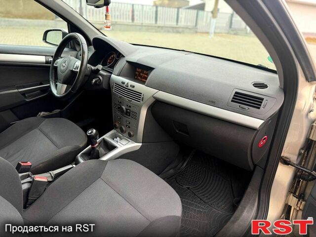 Опель Астра 2009 в Новом Буге на Automoto.ua Серый Опель Астра, объемом двигателя 1.4 л и пробегом 316 тыс. км за 4900 $, фото 7 на Automoto.ua