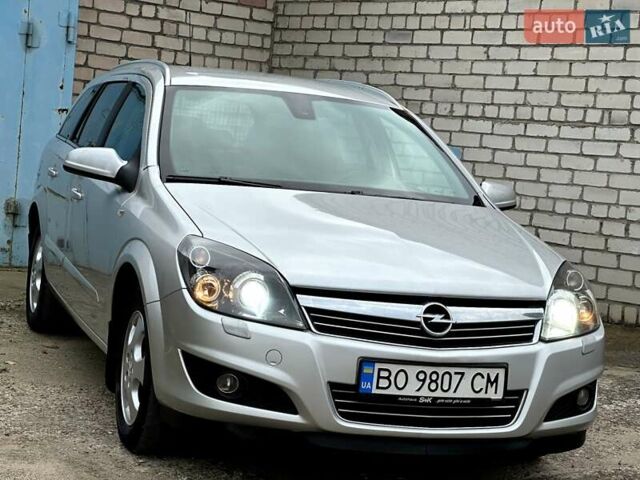 Сірий Опель Астра, об'ємом двигуна 1.7 л та пробігом 304 тис. км за 5800 $, фото 11 на Automoto.ua