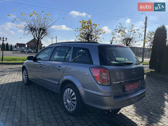 Серый Опель Астра, объемом двигателя 1.6 л и пробегом 228 тыс. км за 5500 $, фото 3 на Automoto.ua