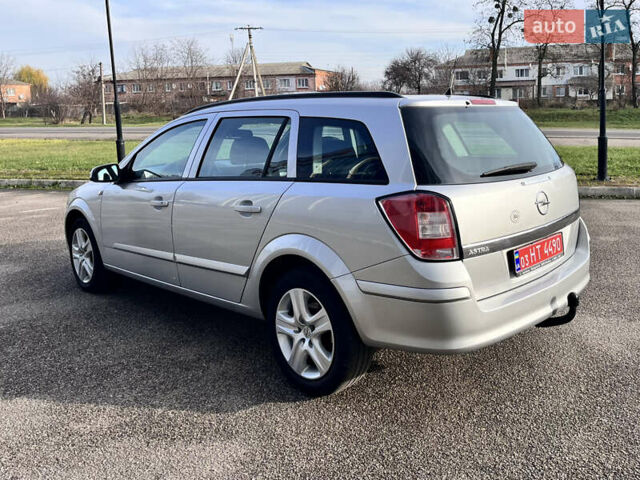 Серый Опель Астра, объемом двигателя 1.6 л и пробегом 230 тыс. км за 5950 $, фото 12 на Automoto.ua