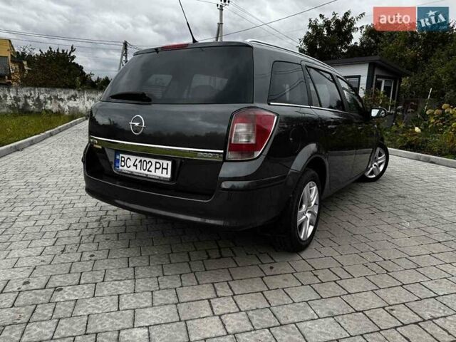 Опель Астра 2009 в Львове на Automoto.ua Серый Опель Астра, объемом двигателя 1.69 л и пробегом 191 тыс. км за 6200 $, фото 6 на Automoto.ua