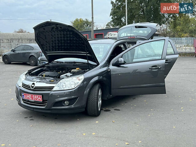 Серый Опель Астра, объемом двигателя 0 л и пробегом 230 тыс. км за 5700 $, фото 57 на Automoto.ua