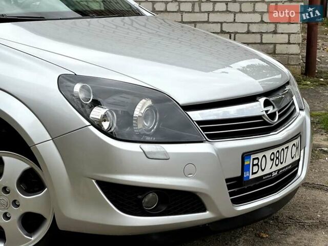 Опель Астра 2009 в Николаеве на Automoto.ua Серый Опель Астра, объемом двигателя 1.7 л и пробегом 304 тыс. км за 5950 $, фото 3 на Automoto.ua