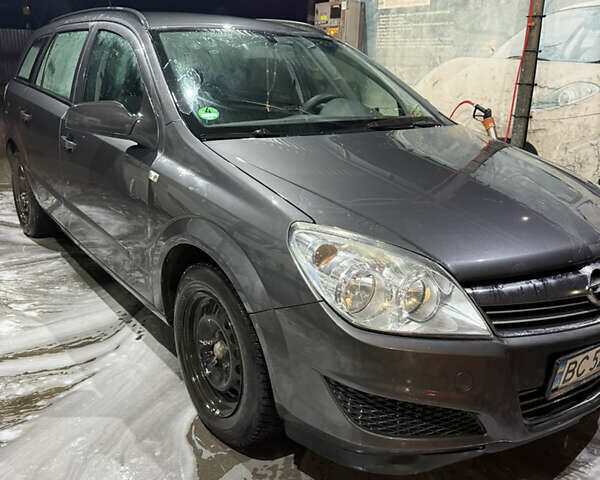 Сірий Опель Астра, об'ємом двигуна 1.6 л та пробігом 288 тис. км за 4999 $, фото 2 на Automoto.ua