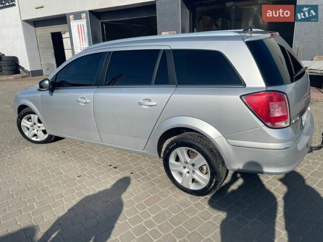 Серый Опель Астра, объемом двигателя 1.69 л и пробегом 270 тыс. км за 5900 $, фото 3 на Automoto.ua