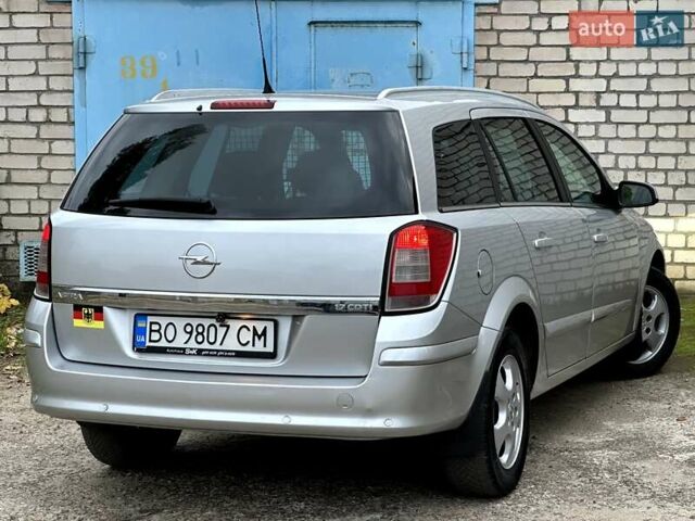 Опель Астра 2009 в Николаеве на Automoto.ua Серый Опель Астра, объемом двигателя 1.7 л и пробегом 304 тыс. км за 5950 $, фото 19 на Automoto.ua