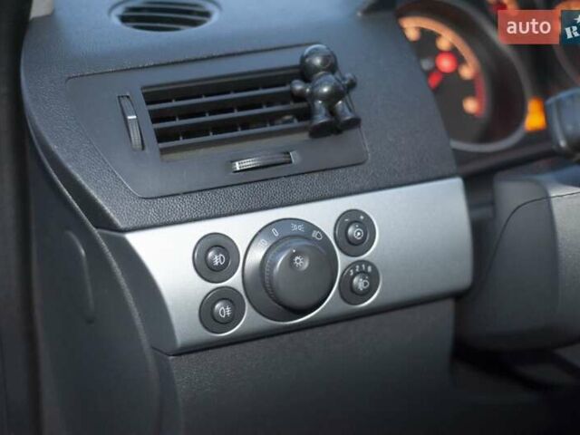 Сірий Опель Астра, об'ємом двигуна 1.7 л та пробігом 220 тис. км за 5600 $, фото 7 на Automoto.ua