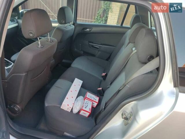 Серый Опель Астра, объемом двигателя 1.6 л и пробегом 240 тыс. км за 5550 $, фото 36 на Automoto.ua