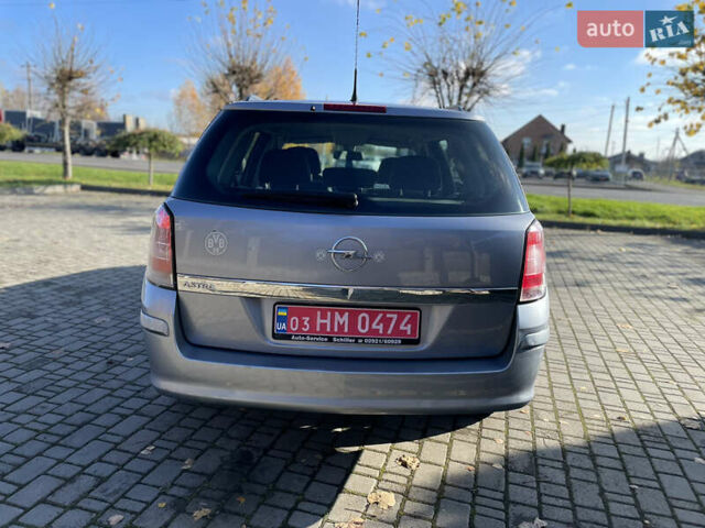 Серый Опель Астра, объемом двигателя 1.6 л и пробегом 228 тыс. км за 5500 $, фото 4 на Automoto.ua