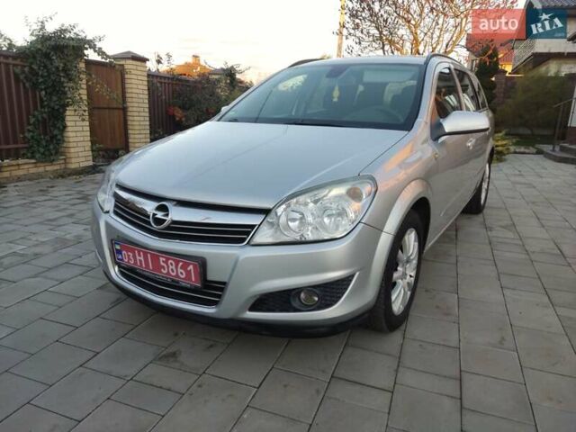 Серый Опель Астра, объемом двигателя 1.6 л и пробегом 240 тыс. км за 5550 $, фото 6 на Automoto.ua