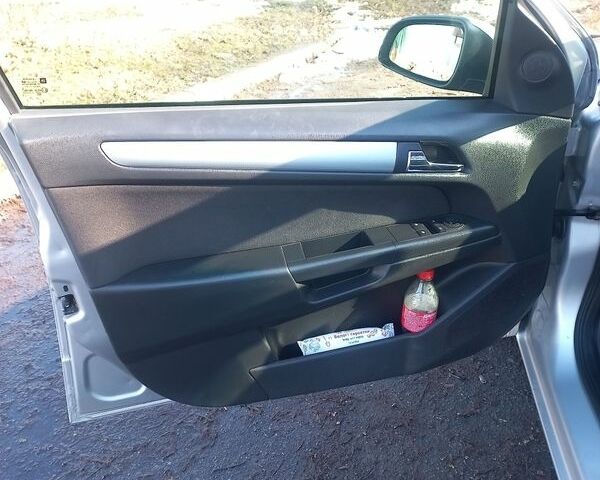 Сірий Опель Астра, об'ємом двигуна 1.9 л та пробігом 330 тис. км за 4999 $, фото 12 на Automoto.ua