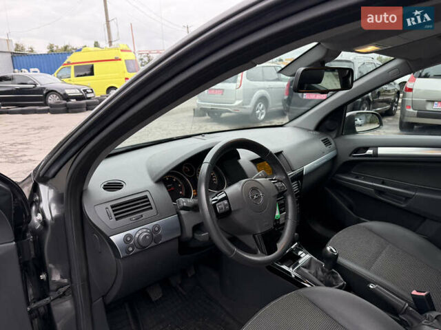 Сірий Опель Астра, об'ємом двигуна 1.7 л та пробігом 270 тис. км за 6400 $, фото 27 на Automoto.ua
