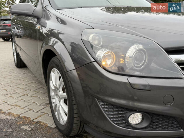 Сірий Опель Астра, об'ємом двигуна 1.7 л та пробігом 270 тис. км за 6400 $, фото 21 на Automoto.ua