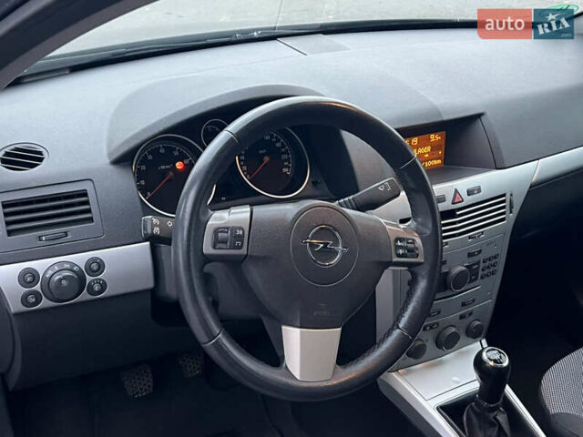 Серый Опель Астра, объемом двигателя 0 л и пробегом 230 тыс. км за 5700 $, фото 25 на Automoto.ua