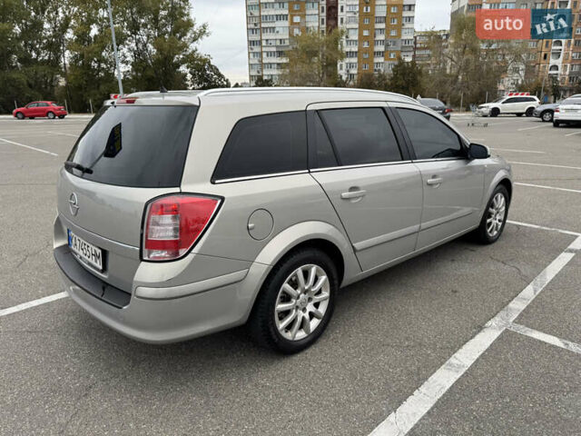 Серый Опель Астра, объемом двигателя 1.8 л и пробегом 237 тыс. км за 6200 $, фото 5 на Automoto.ua