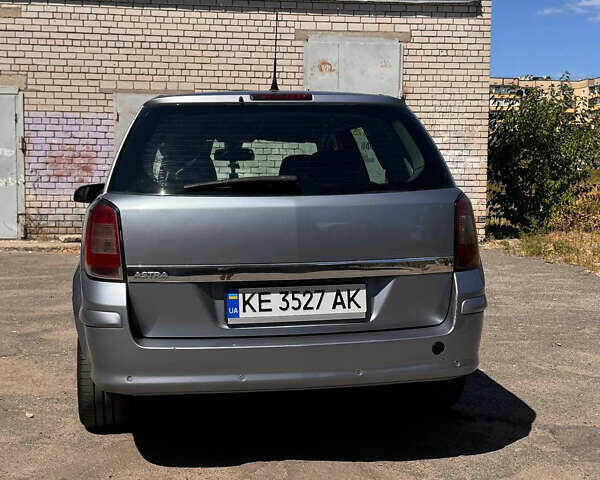 Сірий Опель Астра, об'ємом двигуна 1.6 л та пробігом 217 тис. км за 6000 $, фото 7 на Automoto.ua