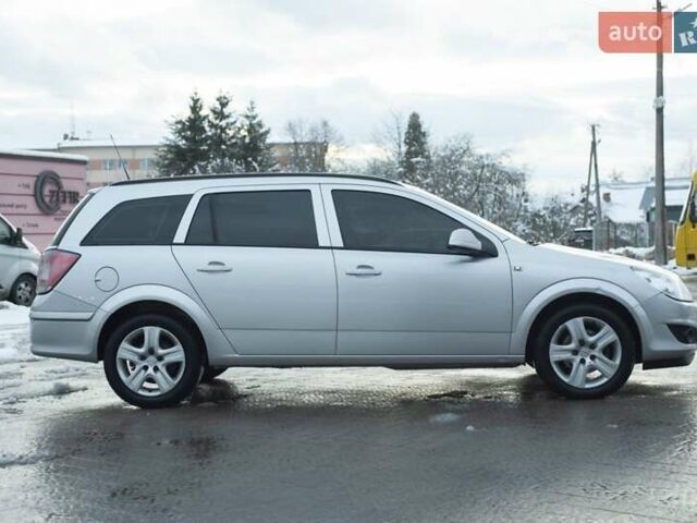 Сірий Опель Астра, об'ємом двигуна 1.7 л та пробігом 220 тис. км за 5600 $, фото 4 на Automoto.ua