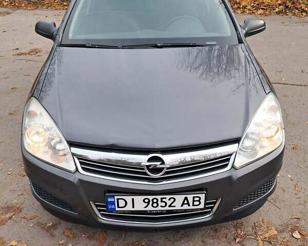 Сірий Опель Астра, об'ємом двигуна 1.6 л та пробігом 220 тис. км за 4700 $, фото 8 на Automoto.ua