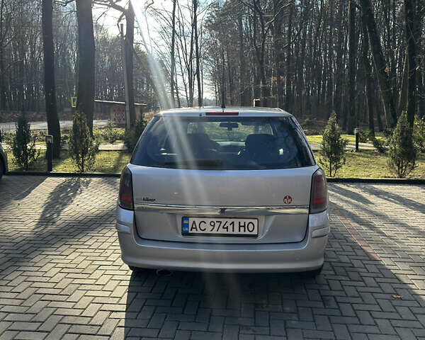 Серый Опель Астра, объемом двигателя 1.6 л и пробегом 260 тыс. км за 4750 $, фото 14 на Automoto.ua