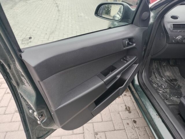 Опель Астра 2009 в Остоге на Automoto.ua Серый Опель Астра, объемом двигателя 1 л и пробегом 206 тыс. км за 5450 $, фото 16 на Automoto.ua