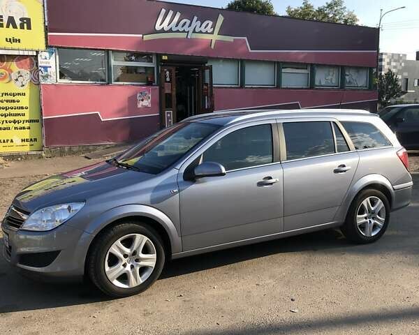 Опель Астра 2009 в Вараш (Кузнецовск) на Automoto.ua Серый Опель Астра, объемом двигателя 1.6 л и пробегом 244 тыс. км за 6400 $, фото 6 на Automoto.ua