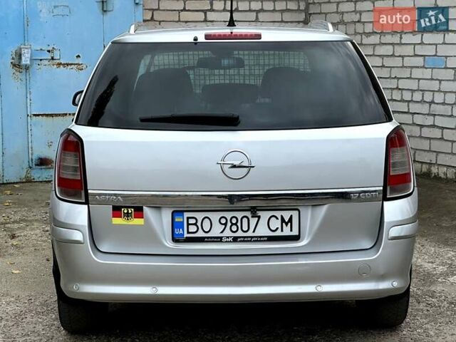 Опель Астра 2009 в Николаеве на Automoto.ua Серый Опель Астра, объемом двигателя 1.7 л и пробегом 304 тыс. км за 5950 $, фото 20 на Automoto.ua