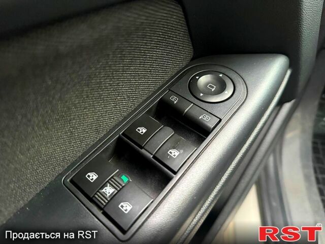 Опель Астра 2009 в Новом Буге на Automoto.ua Серый Опель Астра, объемом двигателя 1.4 л и пробегом 316 тыс. км за 4900 $, фото 8 на Automoto.ua