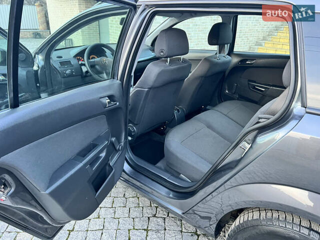 Сірий Опель Астра, об'ємом двигуна 1.6 л та пробігом 202 тис. км за 5900 $, фото 32 на Automoto.ua