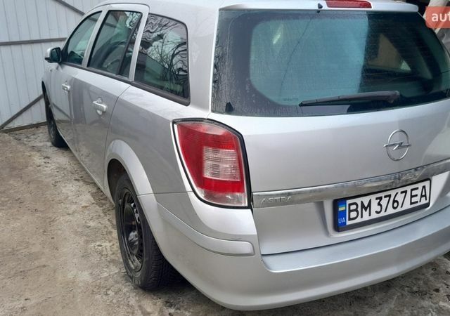 Серый Опель Астра, объемом двигателя 1.69 л и пробегом 293 тыс. км за 5200 $, фото 1 на Automoto.ua