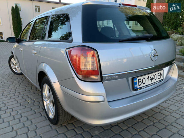 Опель Астра 2009 в Хмельницком на Automoto.ua Серый Опель Астра, объемом двигателя 1.91 л и пробегом 326 тыс. км за 5000 $, фото 7 на Automoto.ua
