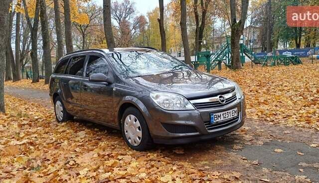 Опель Астра 2009 у Глухове на Automoto.ua Сірий Опель Астра, об'ємом двигуна 1.6 л та пробігом 255 тис. км за 5500 $, фото 8 на Automoto.ua