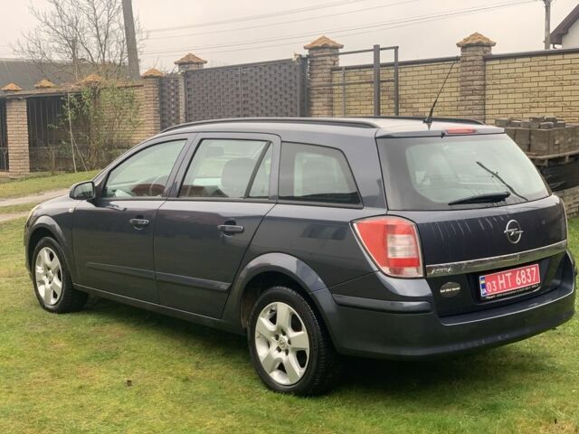 Серый Опель Астра, объемом двигателя 1.6 л и пробегом 188 тыс. км за 4900 $, фото 20 на Automoto.ua