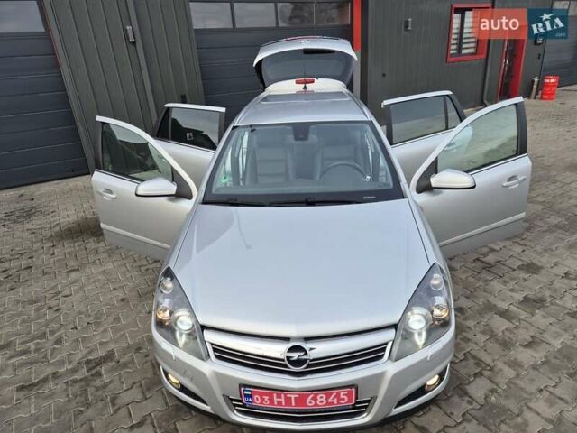 Серый Опель Астра, объемом двигателя 1.6 л и пробегом 253 тыс. км за 5650 $, фото 25 на Automoto.ua