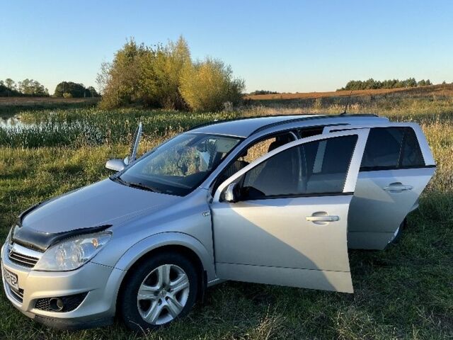 Серый Опель Астра, объемом двигателя 1.6 л и пробегом 243 тыс. км за 4700 $, фото 18 на Automoto.ua