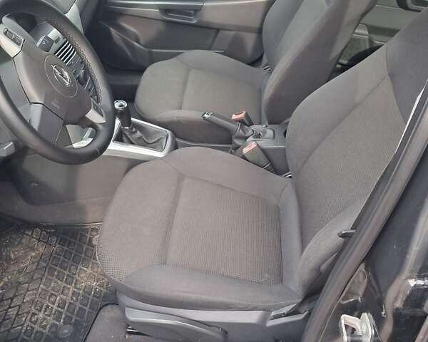 Сірий Опель Астра, об'ємом двигуна 1.6 л та пробігом 220 тис. км за 4700 $, фото 3 на Automoto.ua