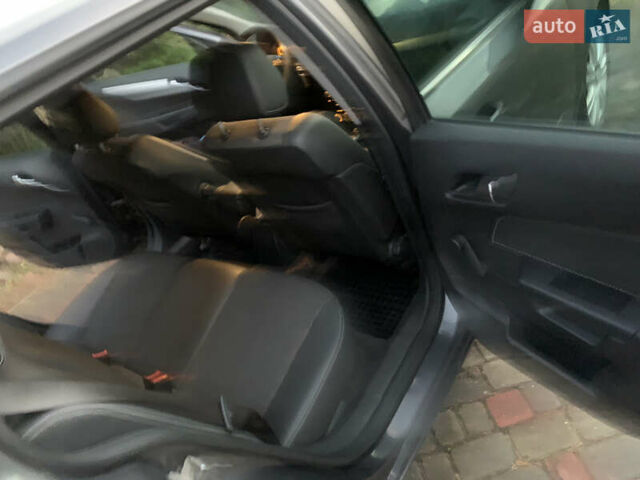 Серый Опель Астра, объемом двигателя 1.69 л и пробегом 294 тыс. км за 5000 $, фото 14 на Automoto.ua