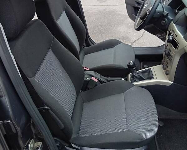 Сірий Опель Астра, об'ємом двигуна 1.6 л та пробігом 188 тис. км за 5799 $, фото 14 на Automoto.ua