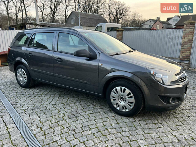 Сірий Опель Астра, об'ємом двигуна 1.6 л та пробігом 202 тис. км за 5900 $, фото 5 на Automoto.ua