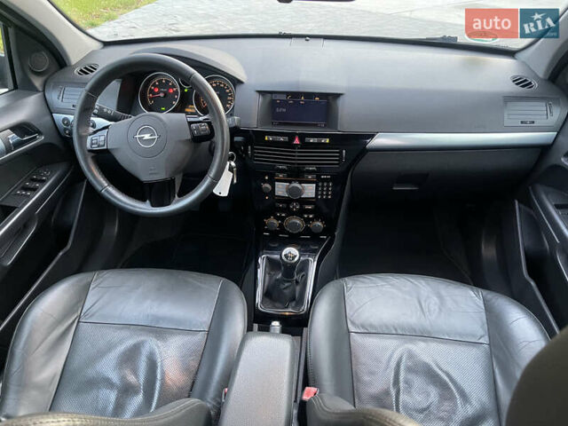 Опель Астра 2009 в Луцке на Automoto.ua Серый Опель Астра, объемом двигателя 1.6 л и пробегом 198 тыс. км за 6500 $, фото 31 на Automoto.ua