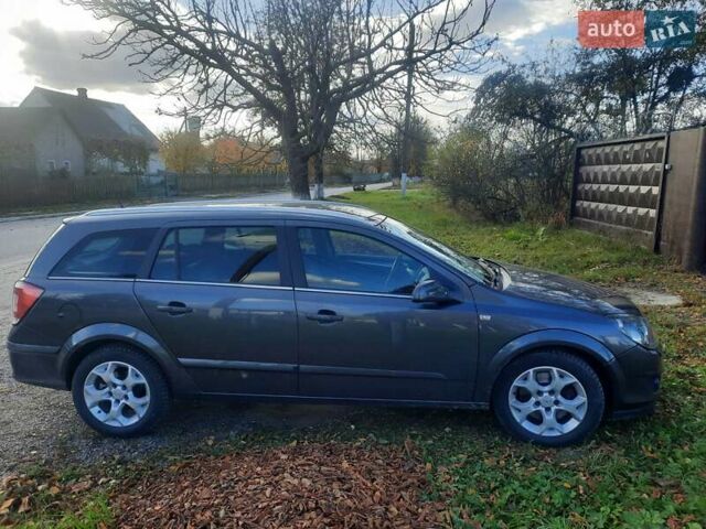 Опель Астра 2009 в Львове на Automoto.ua Серый Опель Астра, объемом двигателя 1.9 л и пробегом 291 тыс. км за 5400 $, фото 7 на Automoto.ua