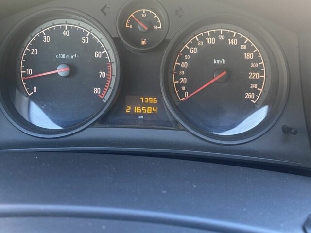 Серый Опель Астра, объемом двигателя 1.4 л и пробегом 216 тыс. км за 5700 $, фото 13 на Automoto.ua